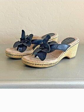 Born Concept BOC Sandals Leather Flower Platform Wedge Thong Black 6